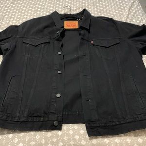 Levi’s jacket color black 3xl size